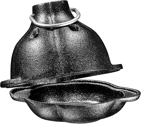 Bruntmor Pre-Seasoned Cast Iron Garlic Roaster - 5.5x4.3x4.3-Inch Durable Smooth Surface Garlic Baker - Easy to Clean Garlic Roaster for Oven Locks-in Natural Moisture and Flavor of Garlic